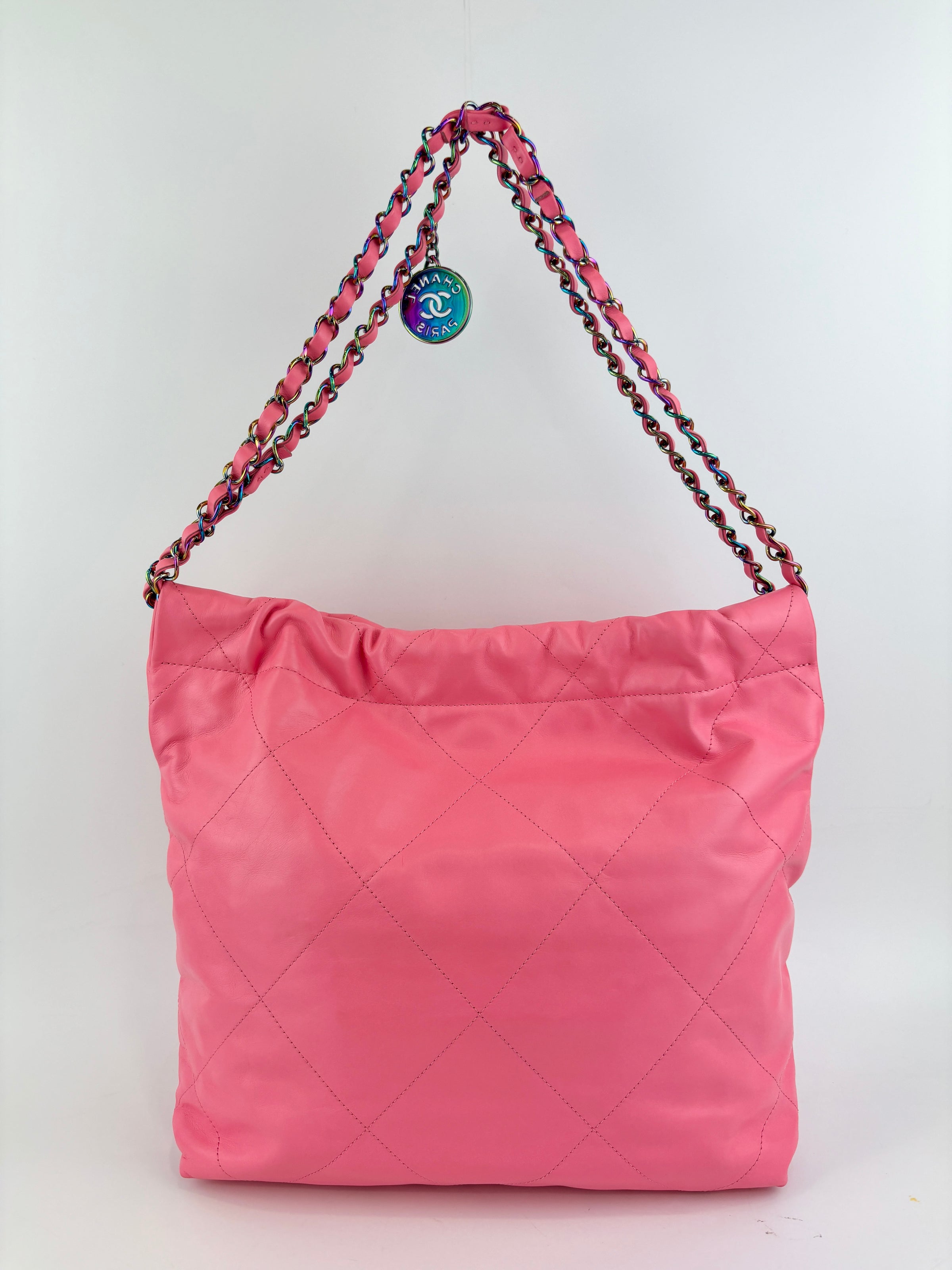 AS3260 22 Drawstring Rainbow Hardware Shiny Calfskin Quilted Pink