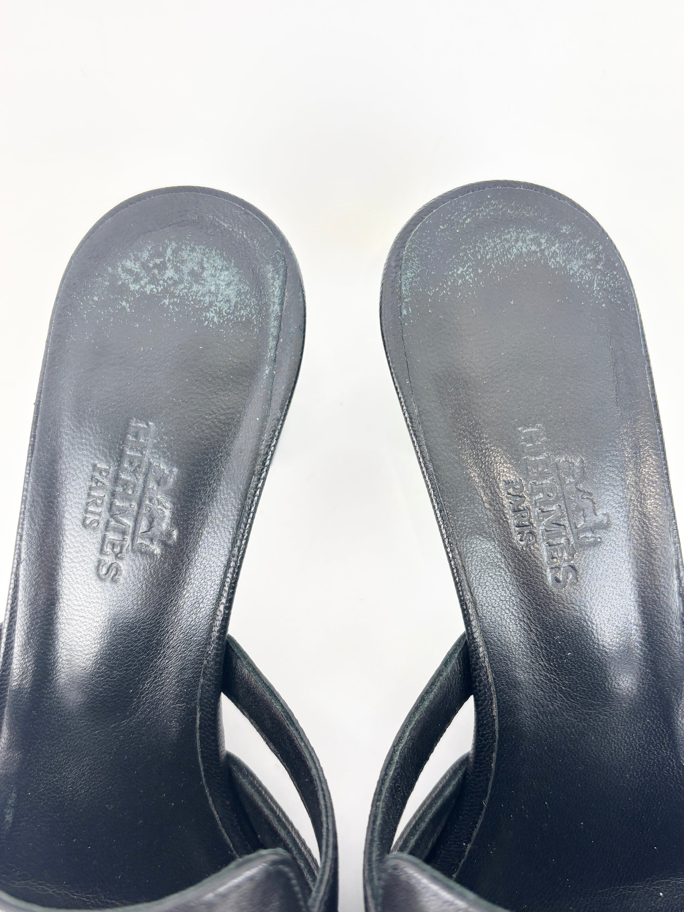Candy Sandal in Chevre Leather Noir Size 36