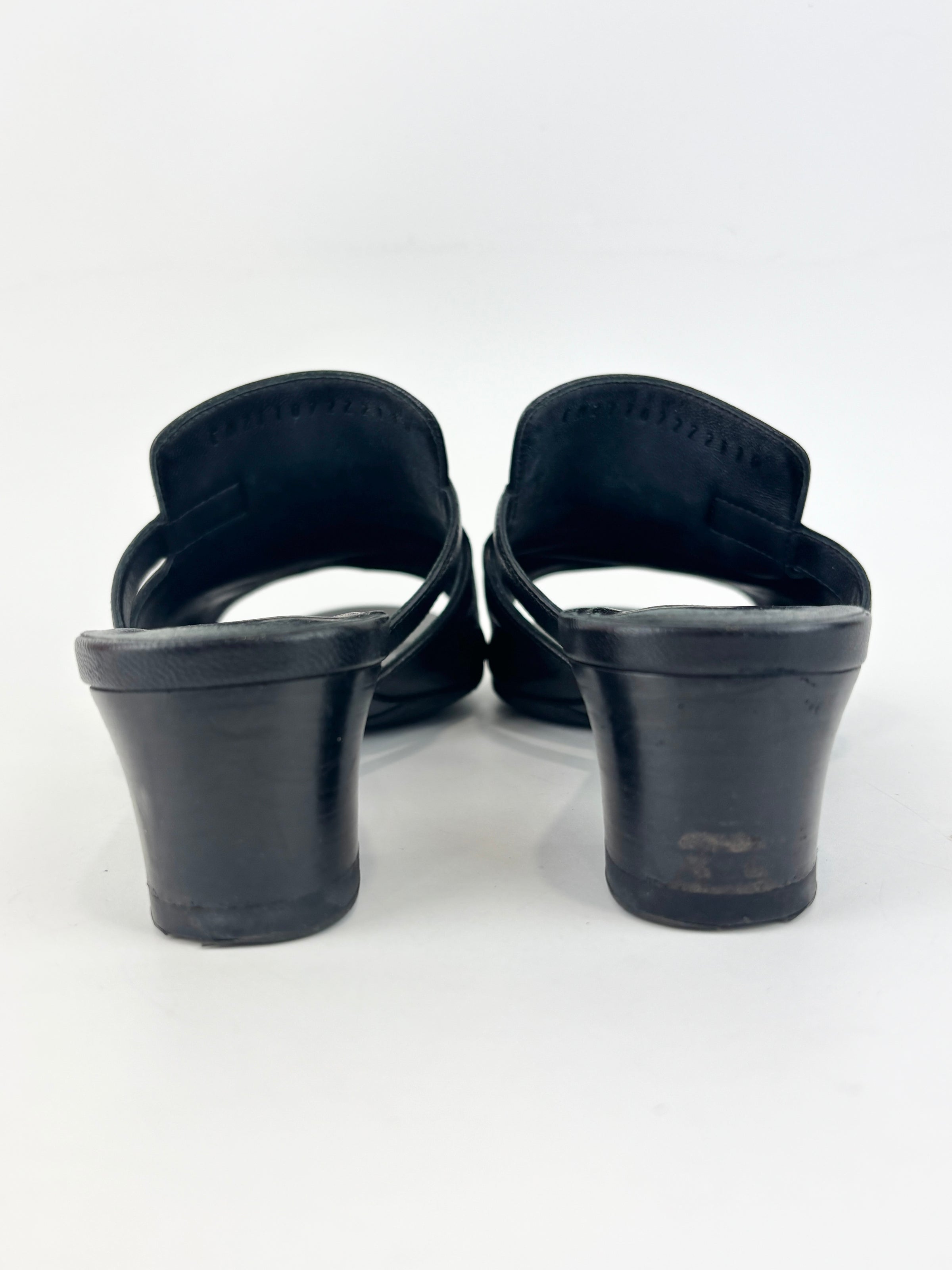 Candy Sandal in Chevre Leather Noir Size 36