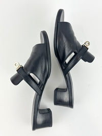 Candy Sandal in Chevre Leather Noir Size 36