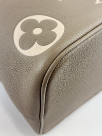 NeoNoe MM Bicolor Monogram Empreinte Leather in Tourterelle / Creme (RFID)