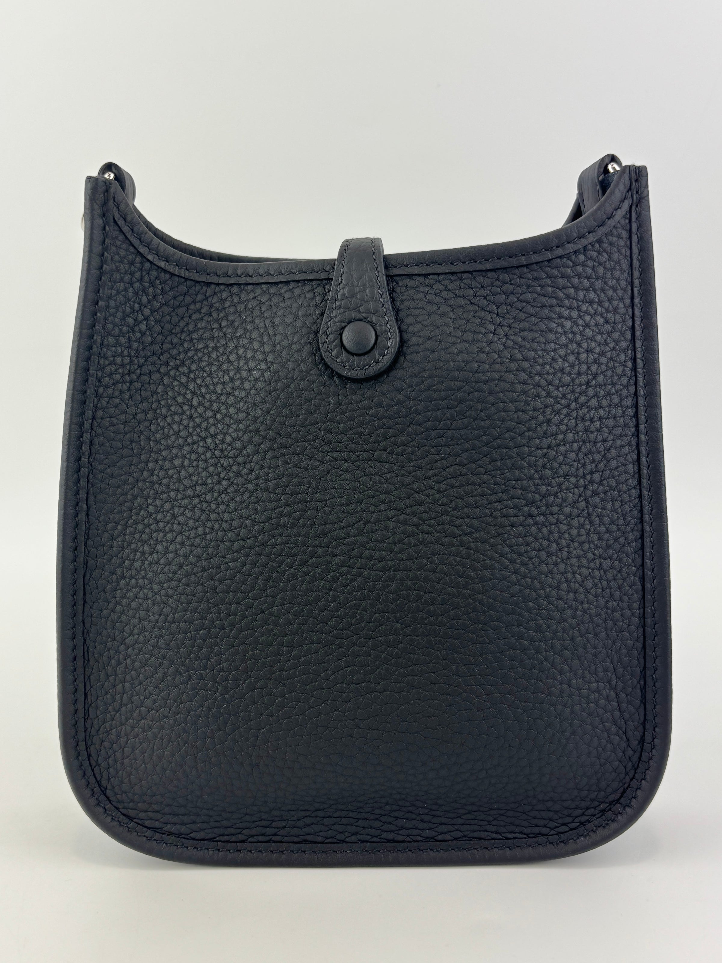 Mini Evelyne TPM in Black Taurillon Clemence