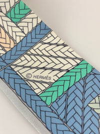 Tresses H Silk Twilly in Bleu Jean/ Gris Perle/ Vert
