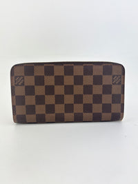 N41661 Zippy Wallet Damier Ebene