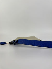 Togo Cabavertige 24 Pouch Noir, Gris Perle & Bleu Electrique