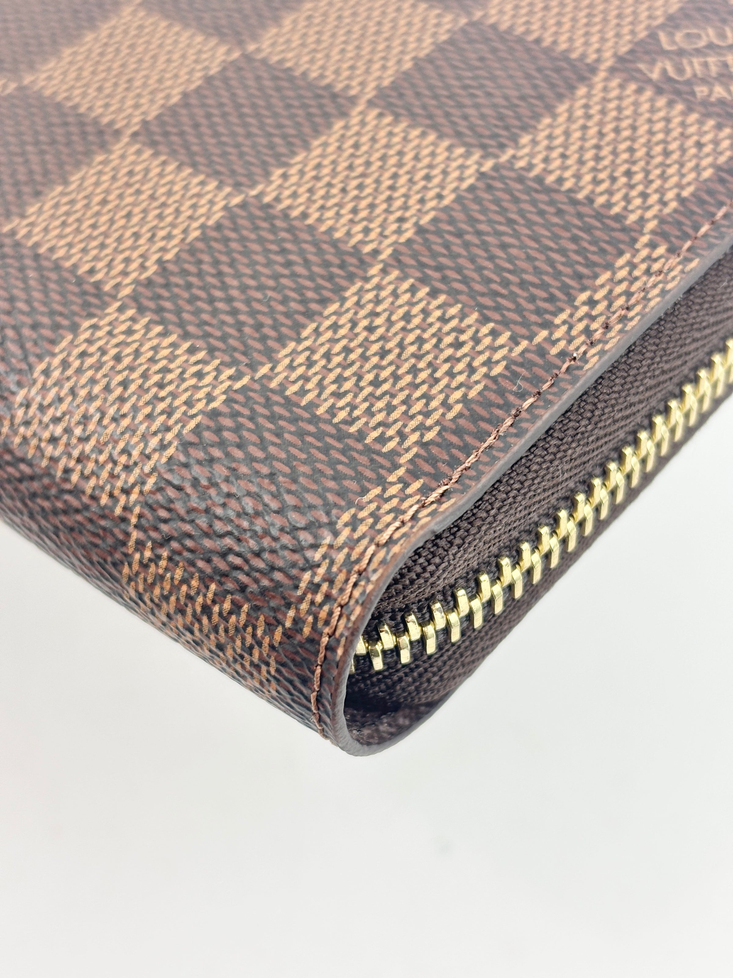 N41661 Zippy Wallet Damier Ebene