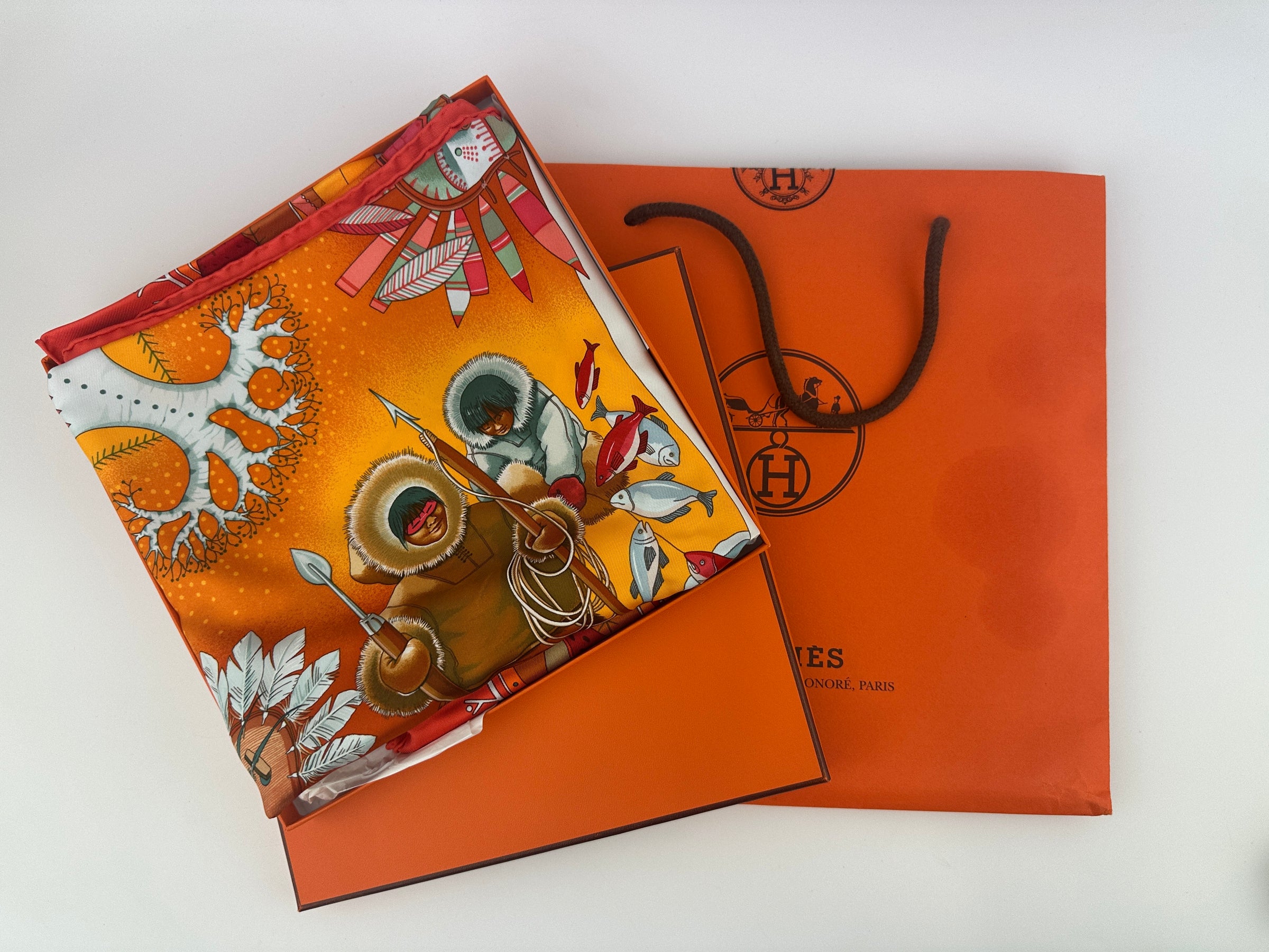 La Vie du Grand Nord Cashmere Shawl