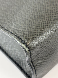 Pochette Voyage Clutch in Taiga Leather