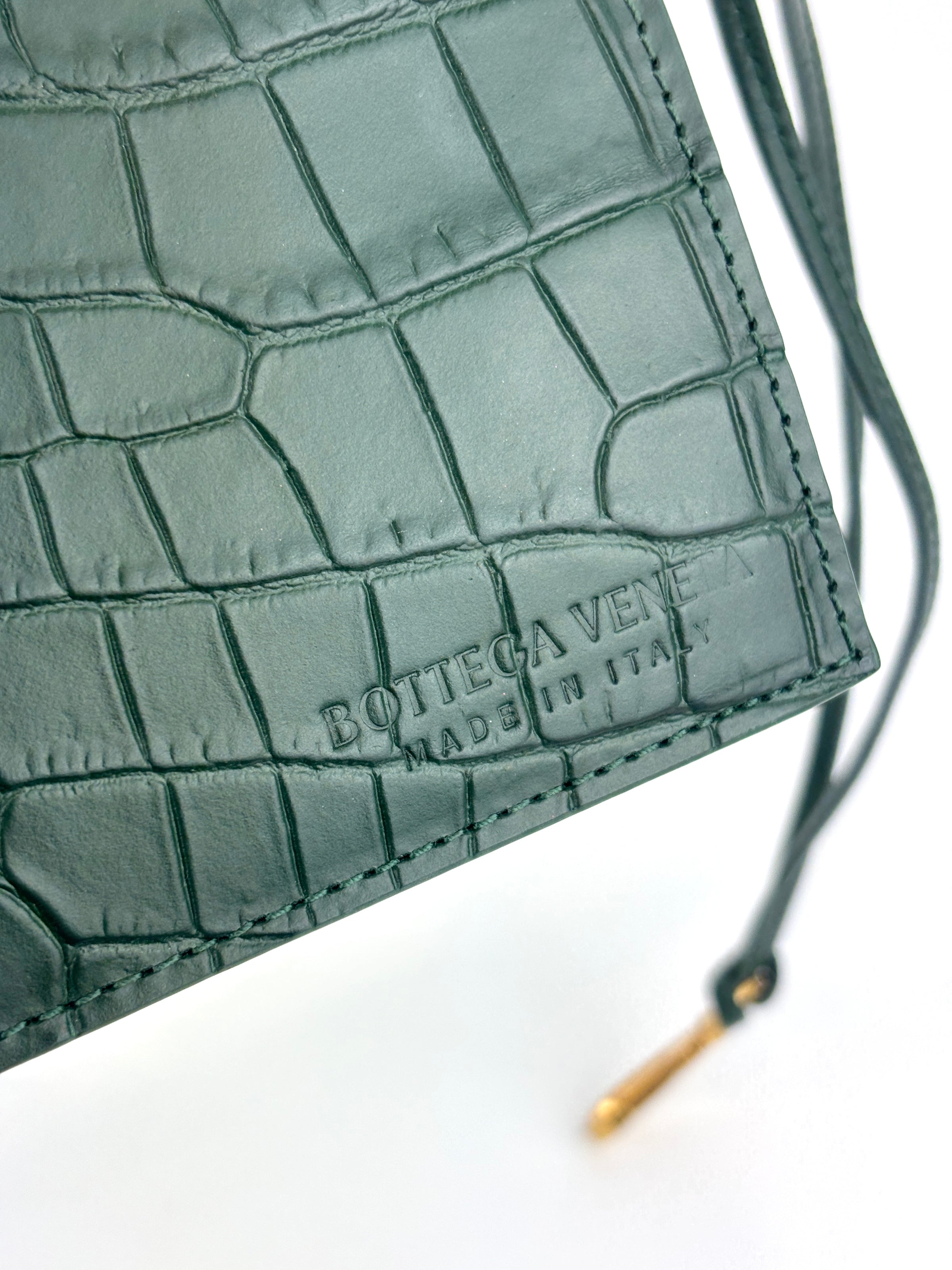 Calfskin Crocodile Embossed Doll Top Handle Bag Green - Glampot