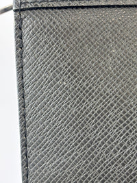 Pochette Voyage Clutch in Taiga Leather