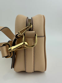 Vitello Century Opaco F is Fendi Beige Camera Case Bag