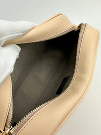 Vitello Century Opaco F is Fendi Beige Camera Case Bag