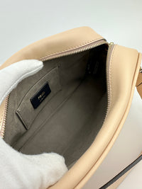 Vitello Century Opaco F is Fendi Beige Camera Case Bag