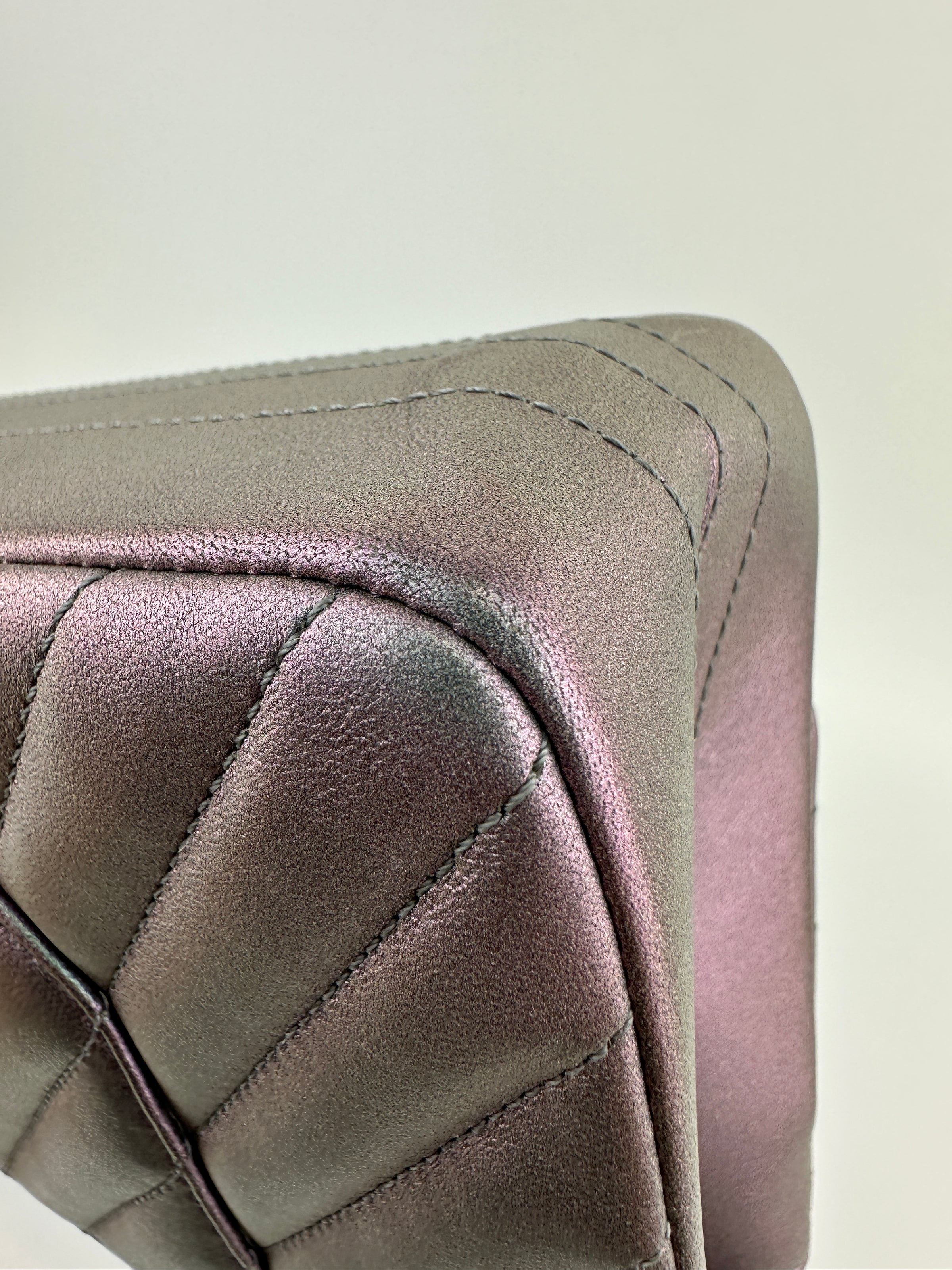 2.55 Reissue Iridescent Chevron 226 Rainbow Hardware Flap Bag