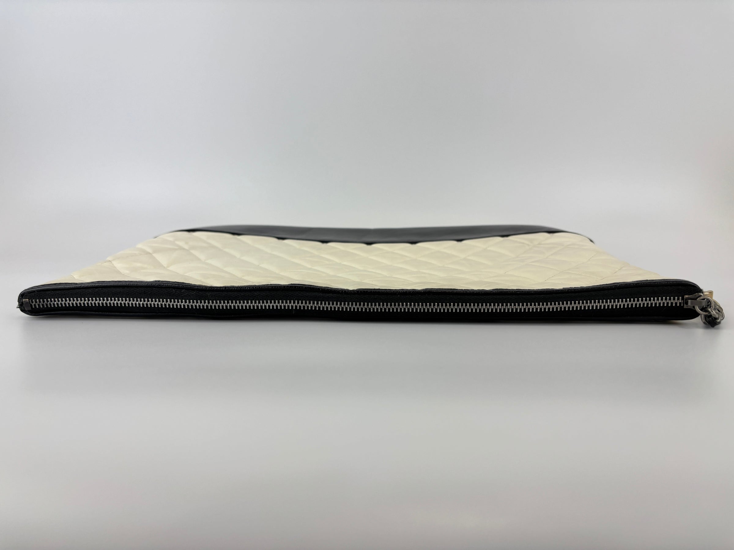 Gabrielle Large O Case Clutch in Black / Off White Aged Calfskin