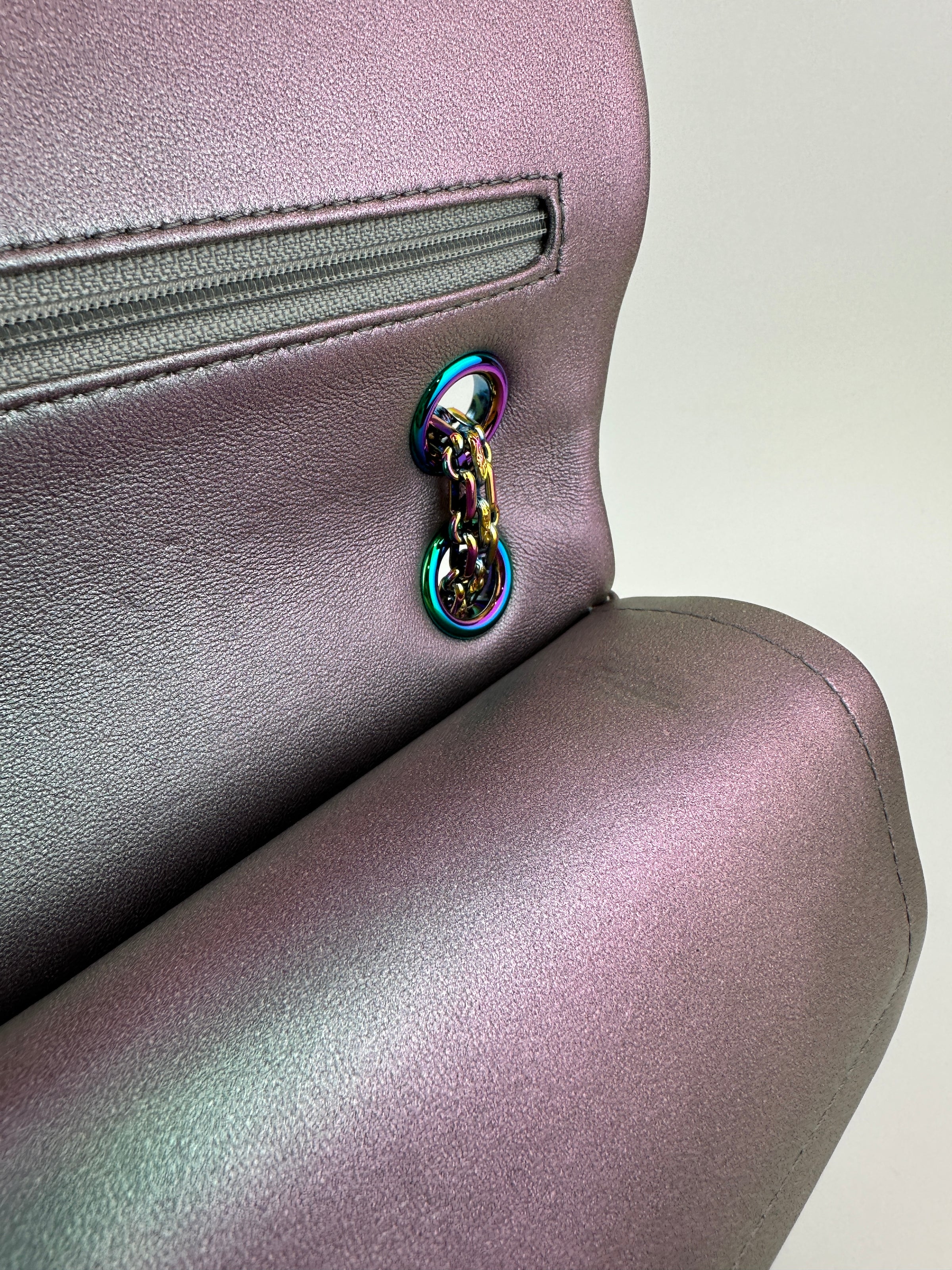 2.55 Reissue Iridescent Chevron 226 Rainbow Hardware Flap Bag