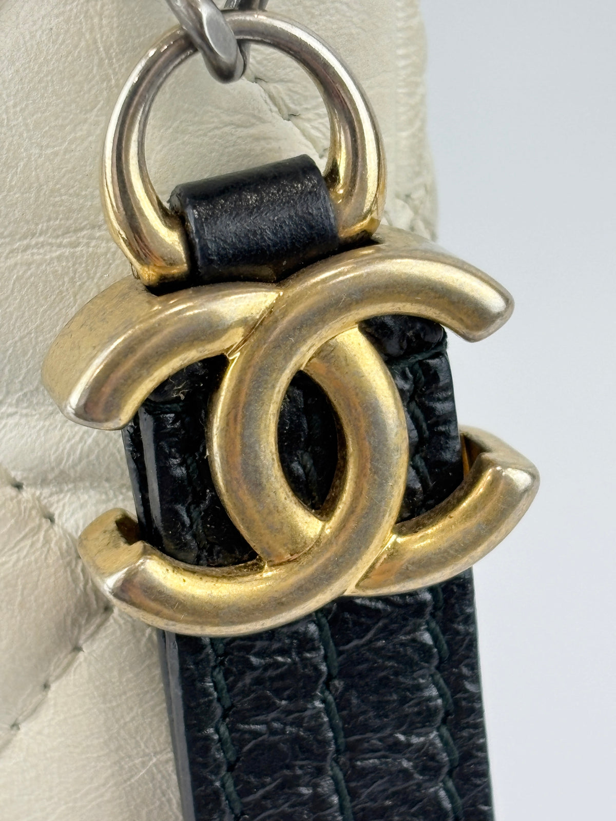 Gabrielle Large O Case Clutch in Black / Off White Aged Calfskin