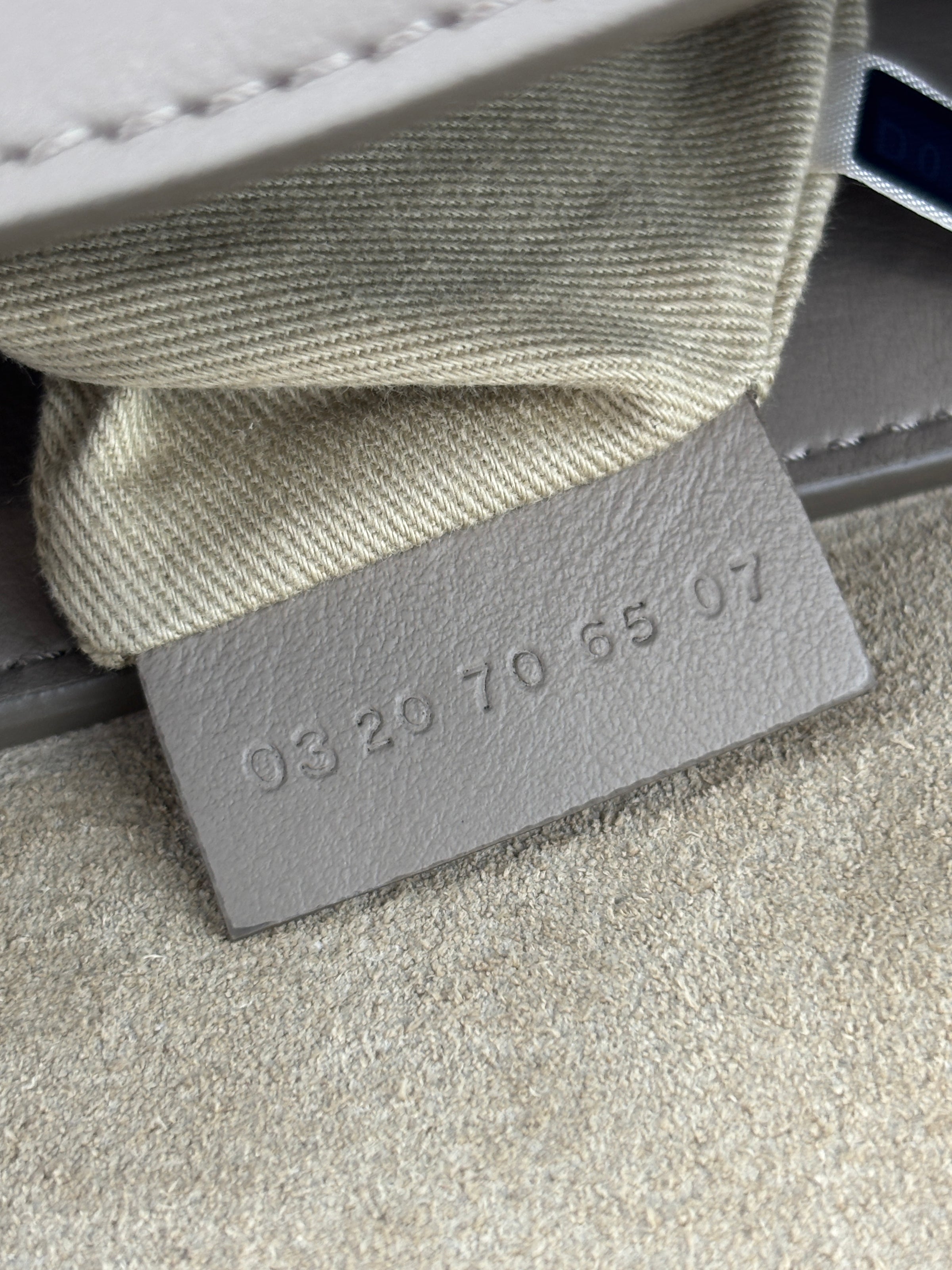 Small Tess Day Bag Motty Grey Grained & Smooth Calfskin MHW