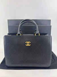 Black Bullskin Shopping Bag AGHW