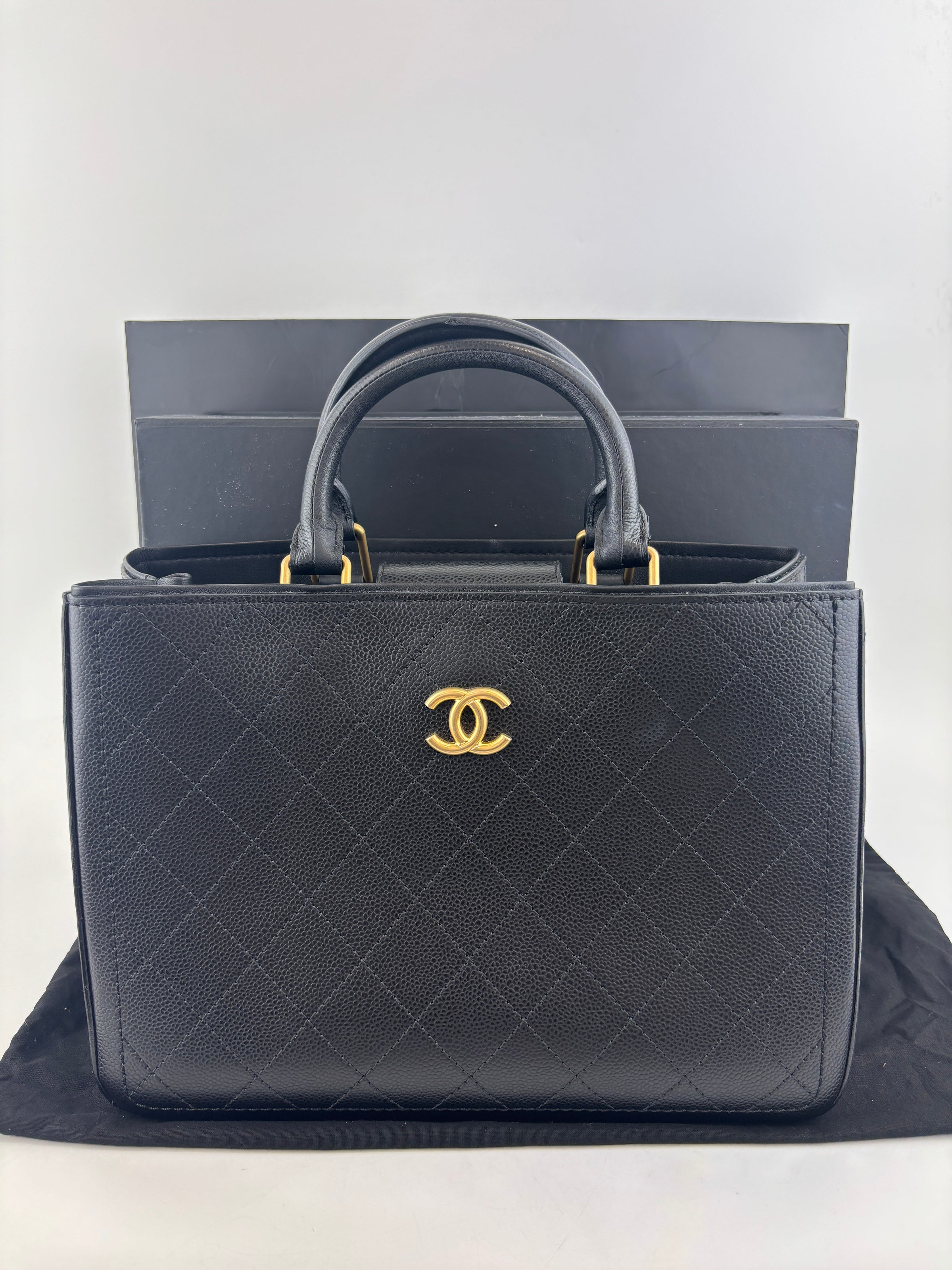 Black Bullskin Shopping Bag AGHW