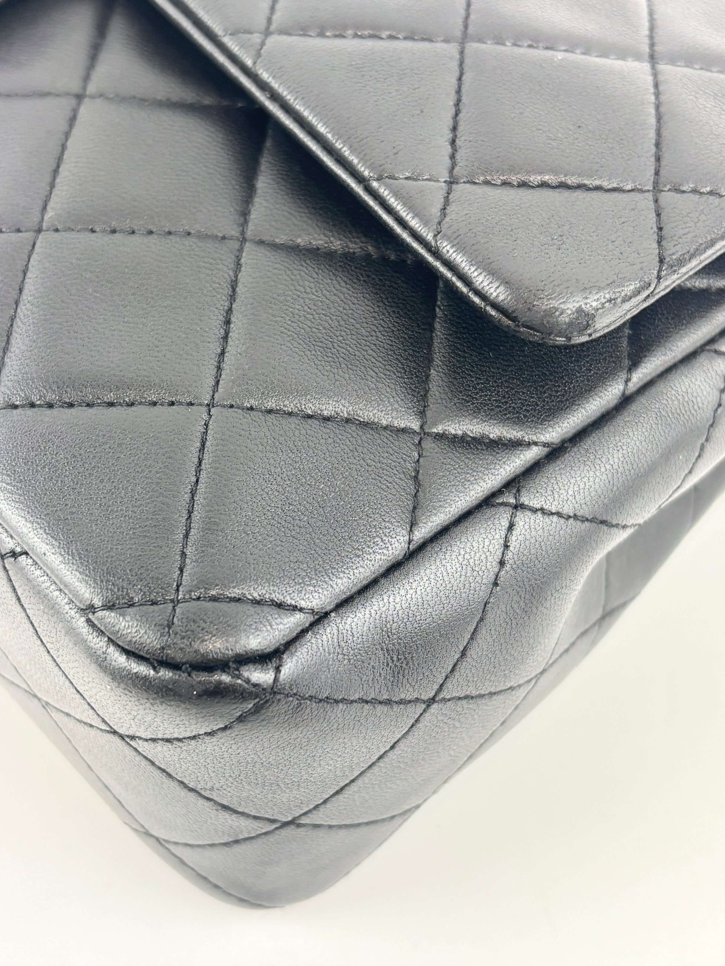 Vintage Medium Black Lambskin Classic Double Flap GHW