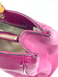 323660 紫红色皮革中号竹节手提包