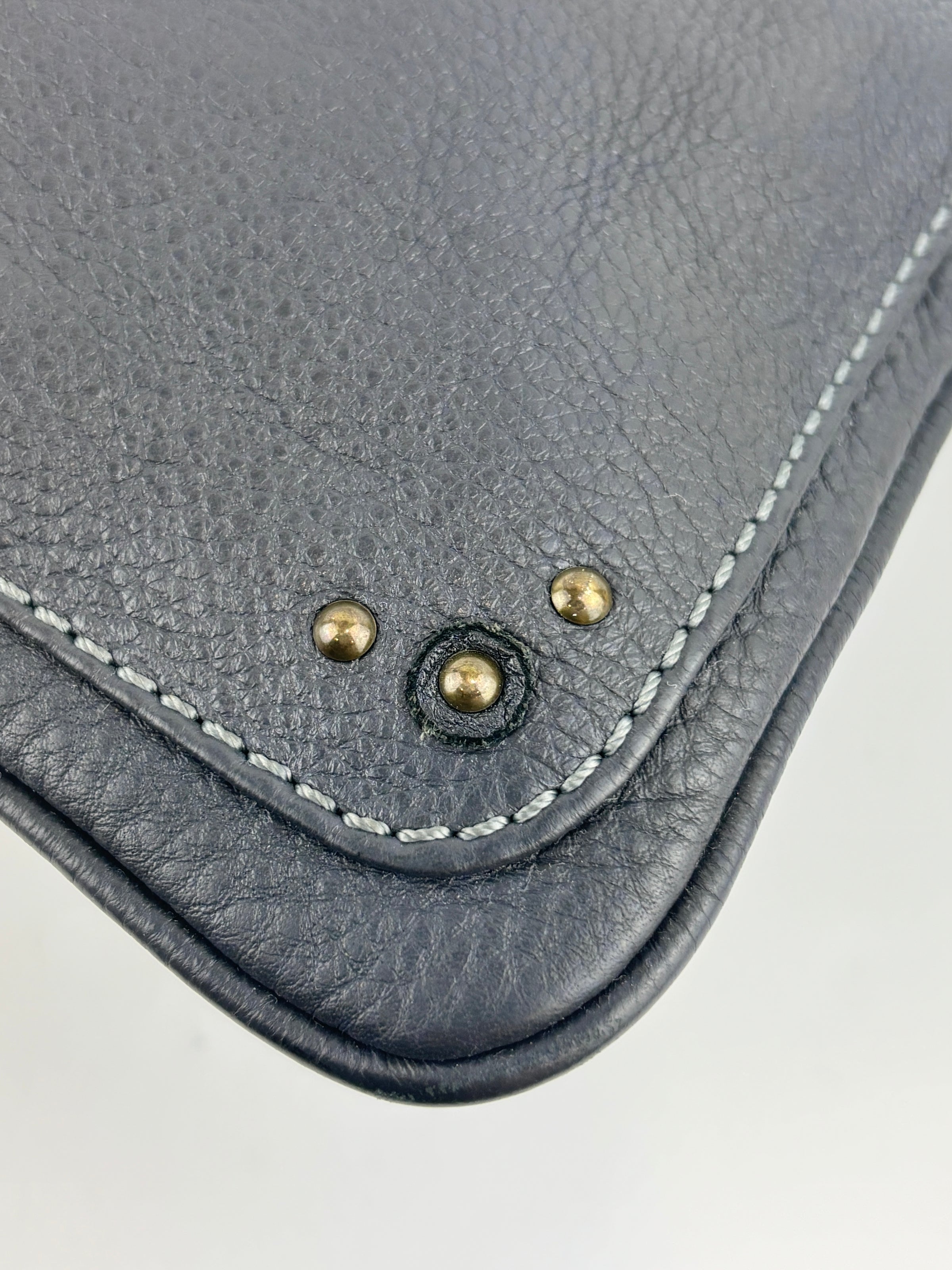 Betty Flat Zipper Clutch Dark Grey