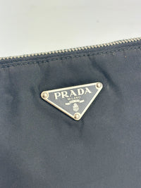 Vintage 2000s Black Nylon & Leather Sporty Shoulder Pochette
