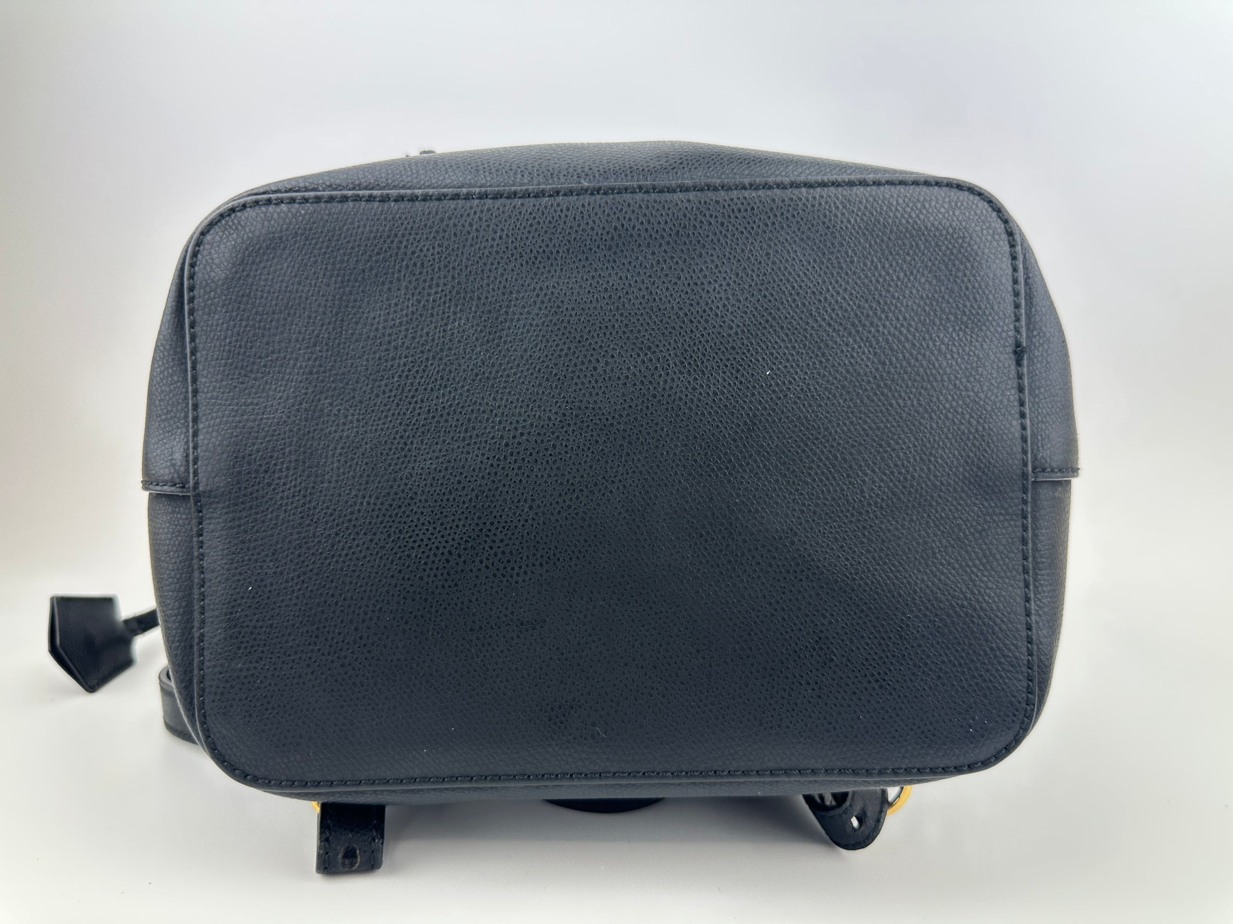 Vitello Cruise F is Fendi Black Drawstring Backpack