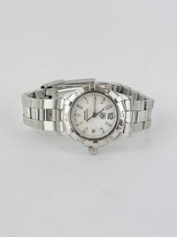 Aquaracer Quartz 27mm Ladies Watch White Mother-of-Pearl Dial / Steel Bracelet
