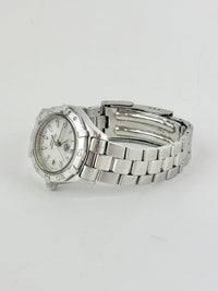 Aquaracer Quartz 27mm Ladies Watch White Mother-of-Pearl Dial / Steel Bracelet