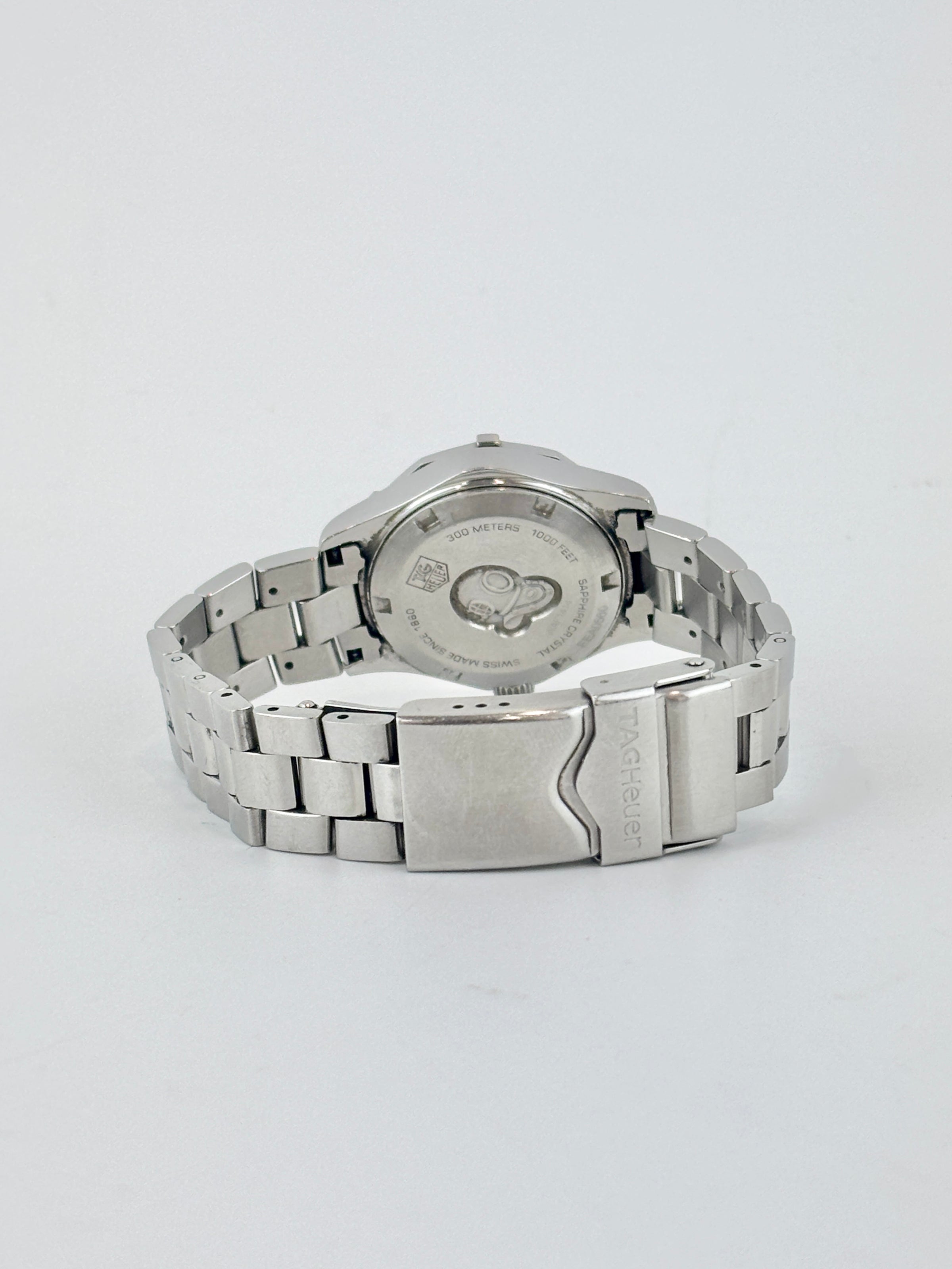 Aquaracer Quartz 27mm Ladies Watch White Mother-of-Pearl Dial / Steel Bracelet