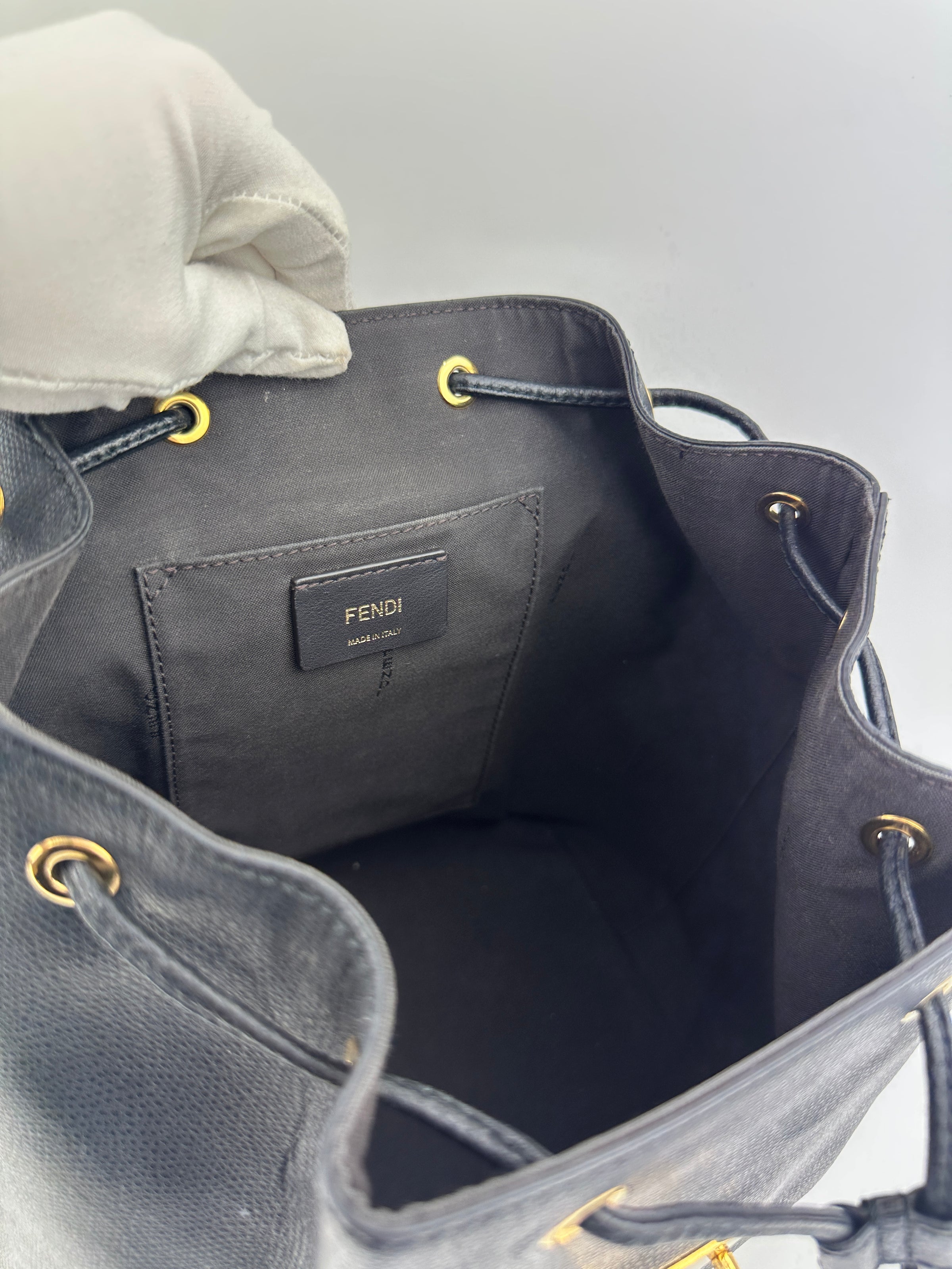 Vitello Cruise F is Fendi Black Drawstring Backpack