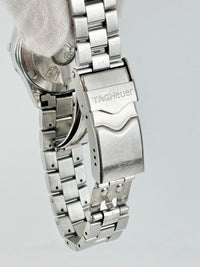 Aquaracer Quartz 27mm Ladies Watch White Mother-of-Pearl Dial / Steel Bracelet