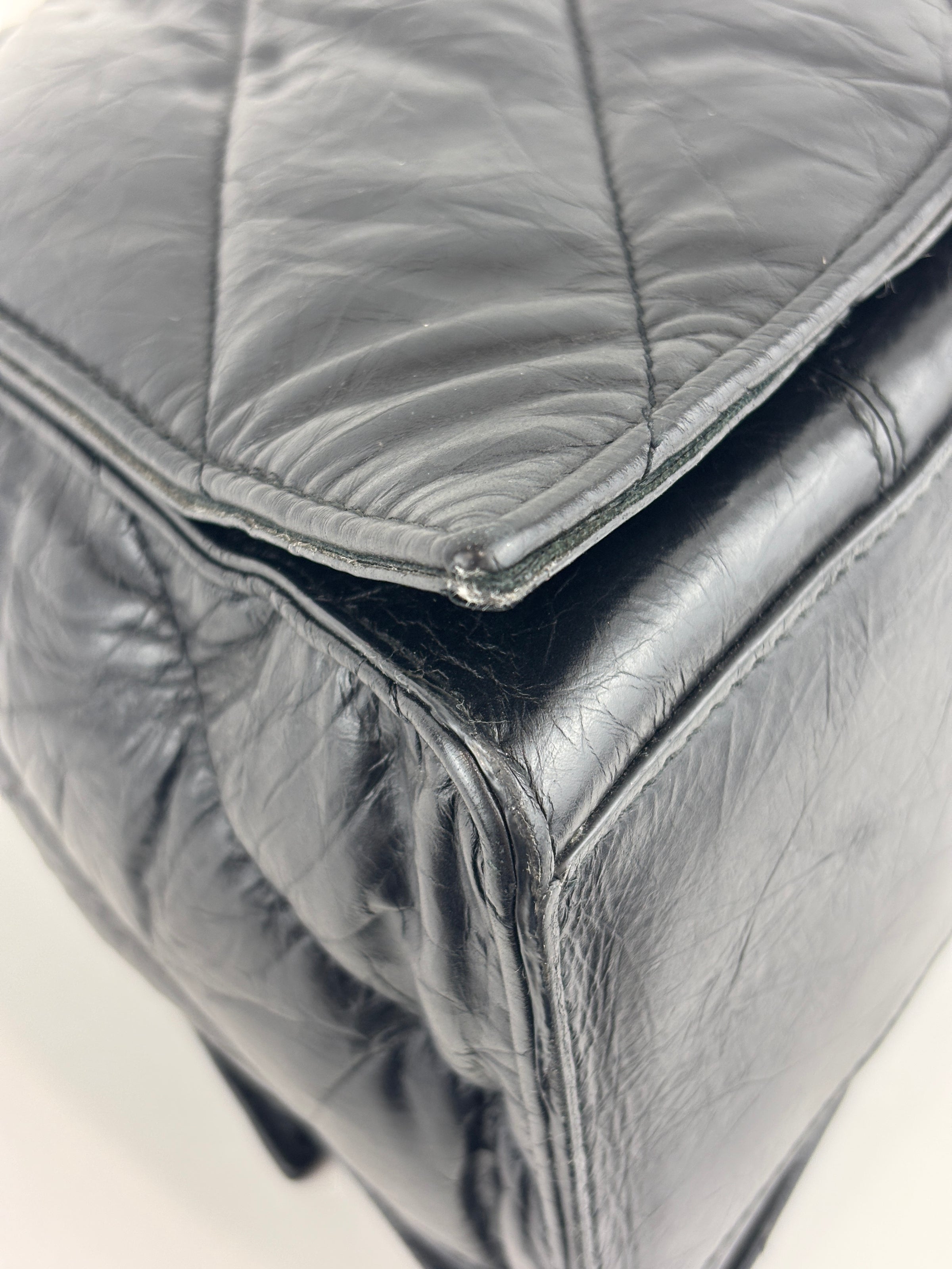 Crush Medium Leather Shoulder Bag