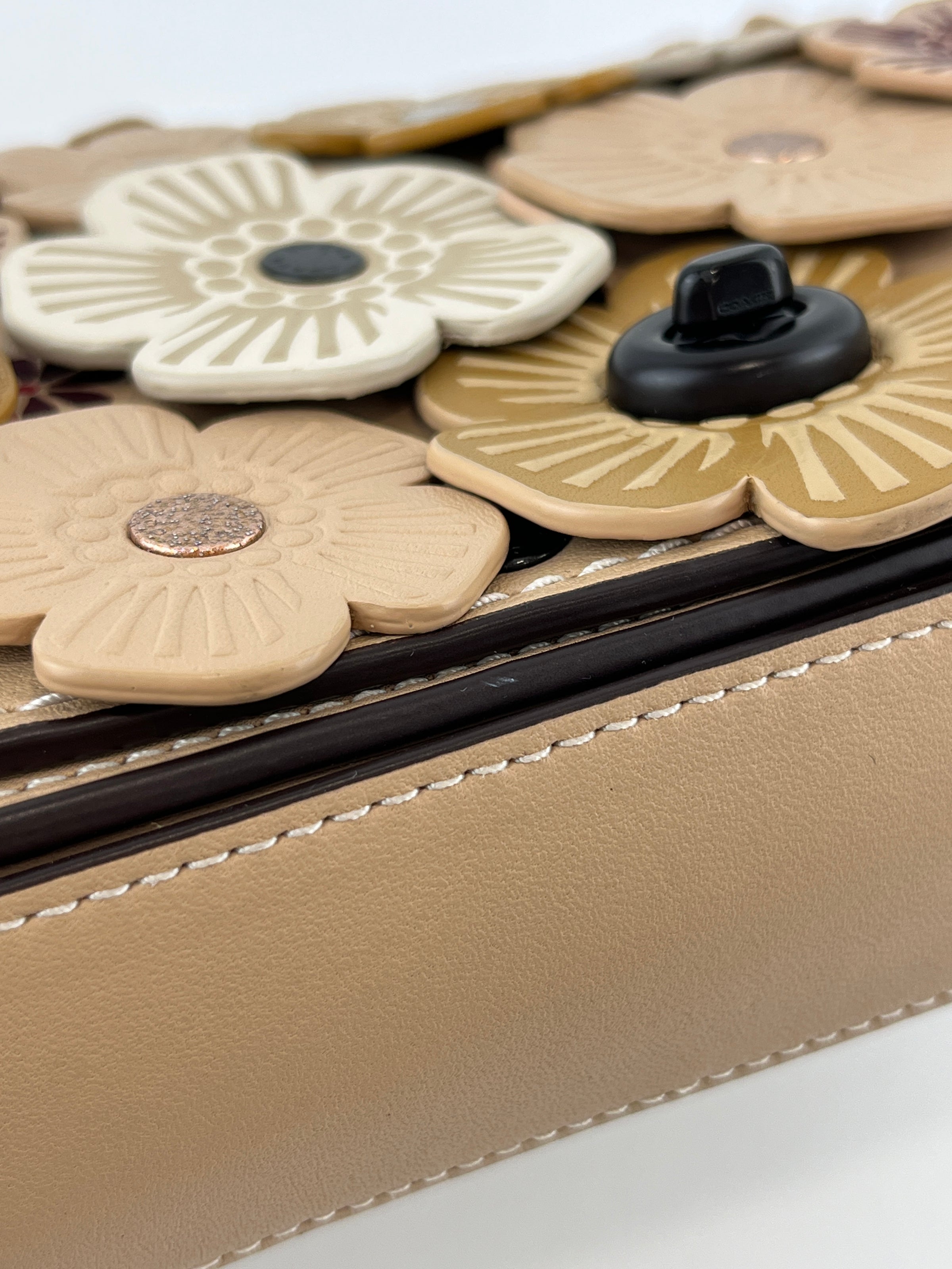38197 Dinky Bag in Tea Rose