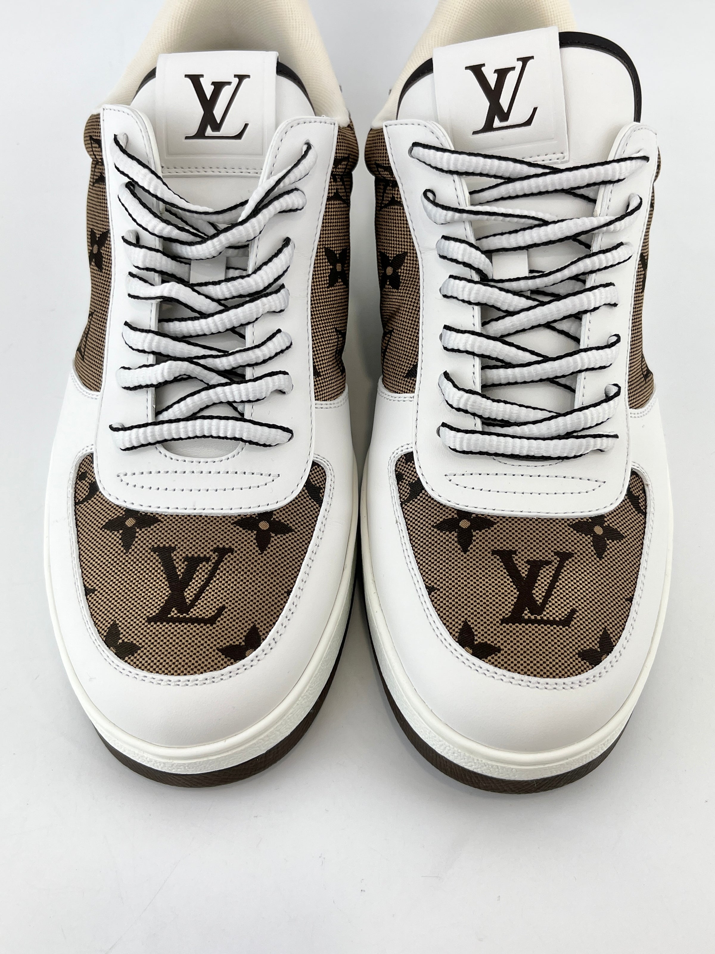 1ABF4L Rivoli Sneakers White with Vintage Monogram Size 9