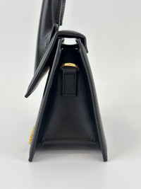 Le Chiquito Moyen Top Handle Bag in Black
