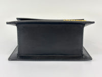 Le Chiquito Moyen Top Handle Bag in Black