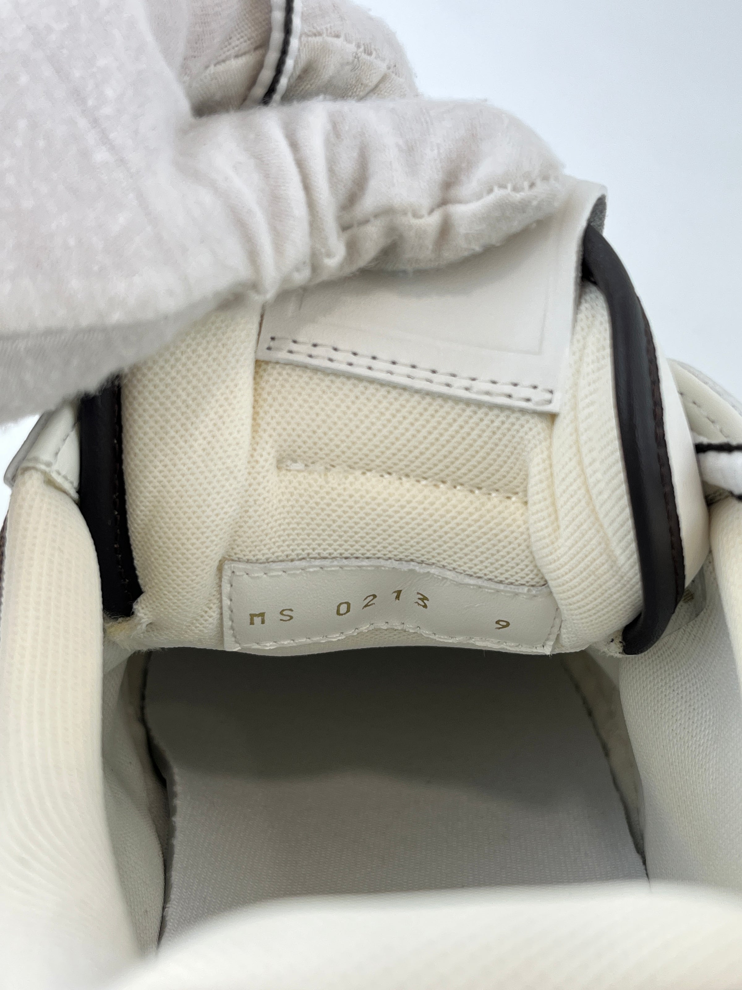 1ABF4L Rivoli Sneakers White with Vintage Monogram Size 9