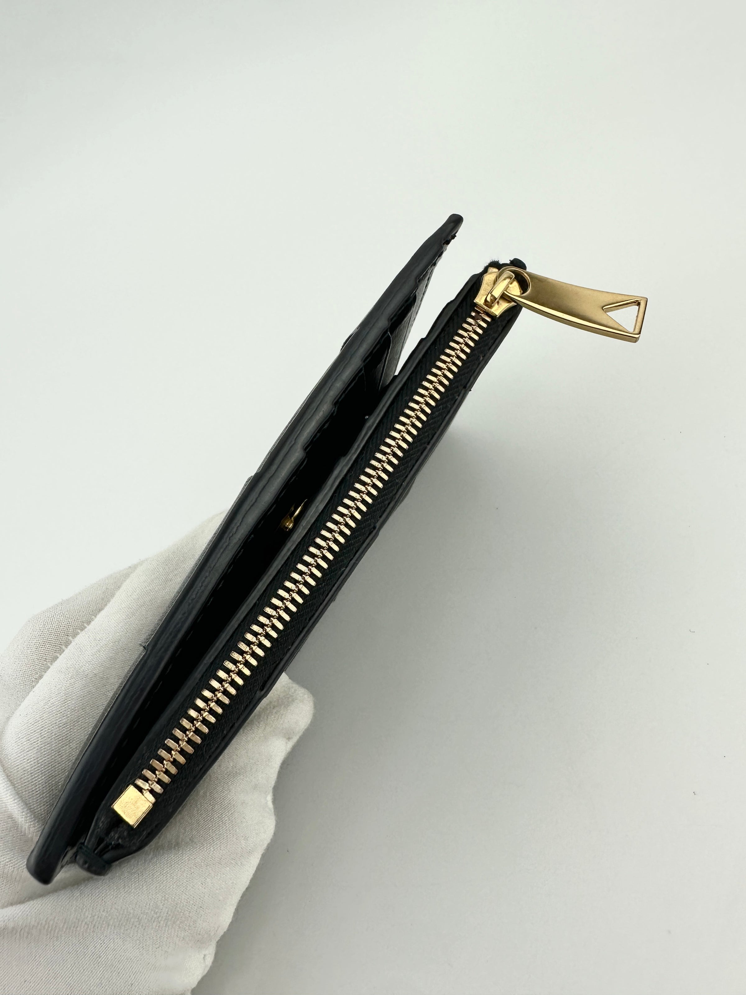 Medium Cassette Bi-Fold Wallet Black