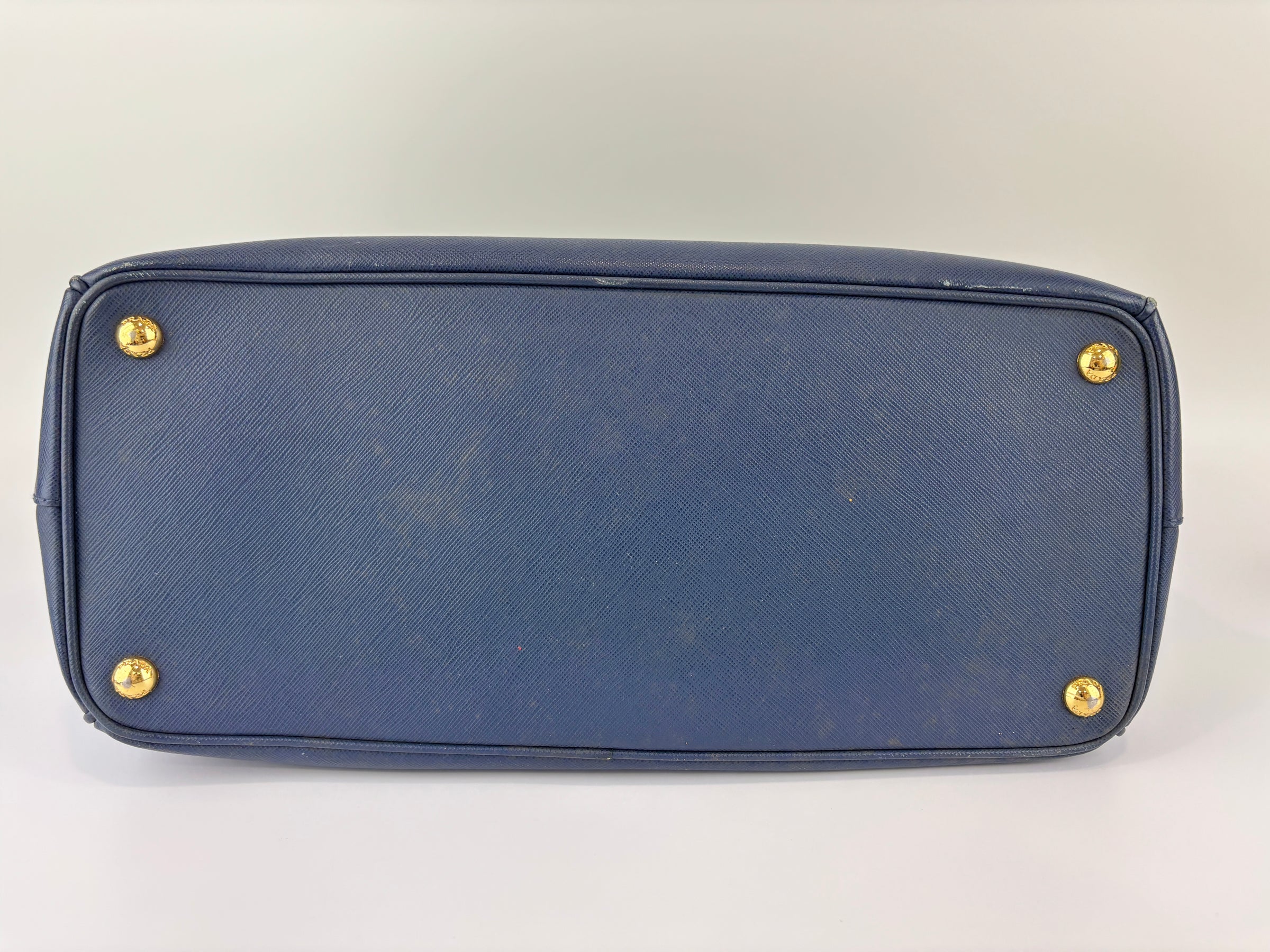 BN1786 Saffiano Lux Tote Large Navy