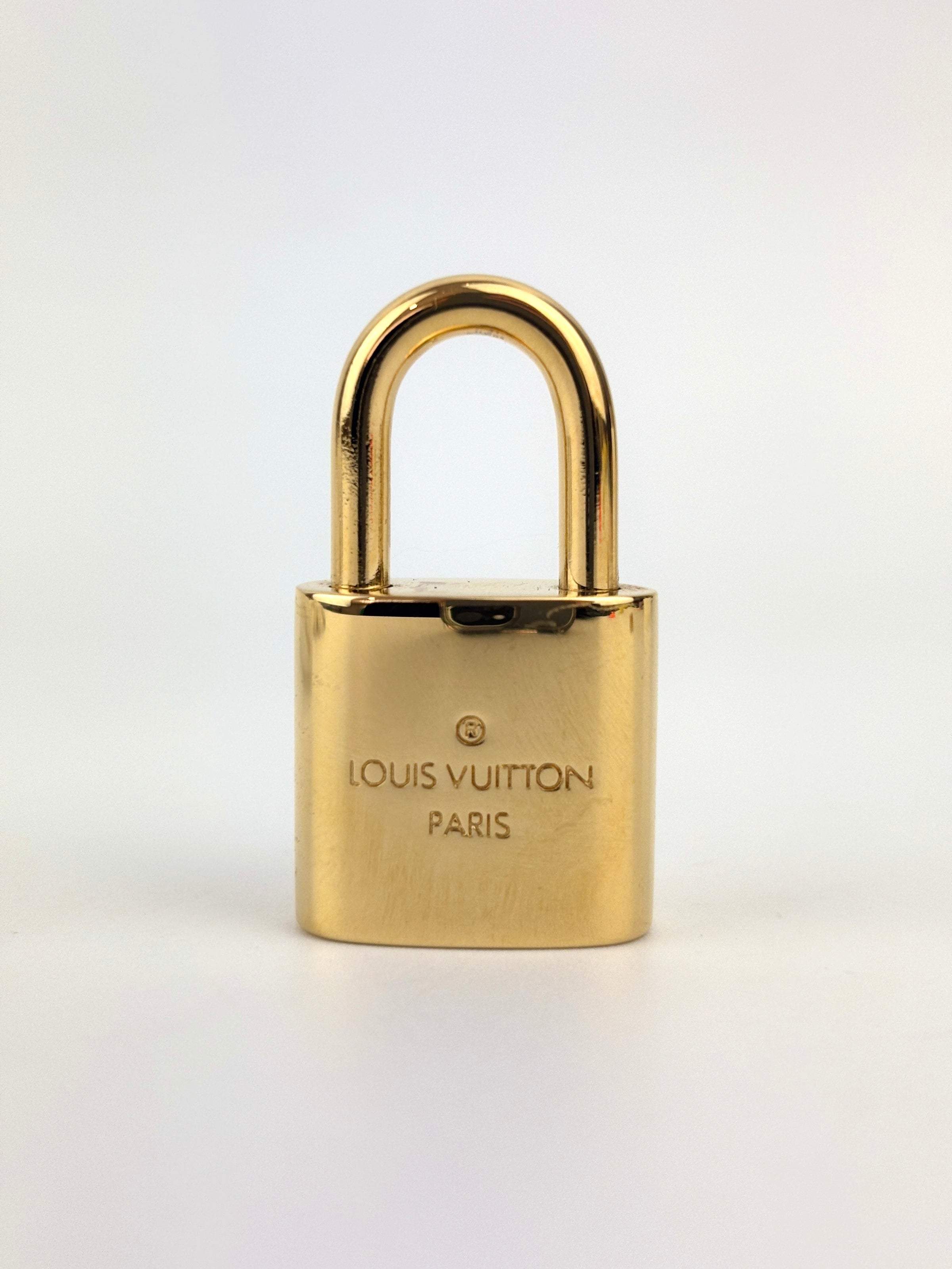 Gold Tone Padlock & Keys #301
