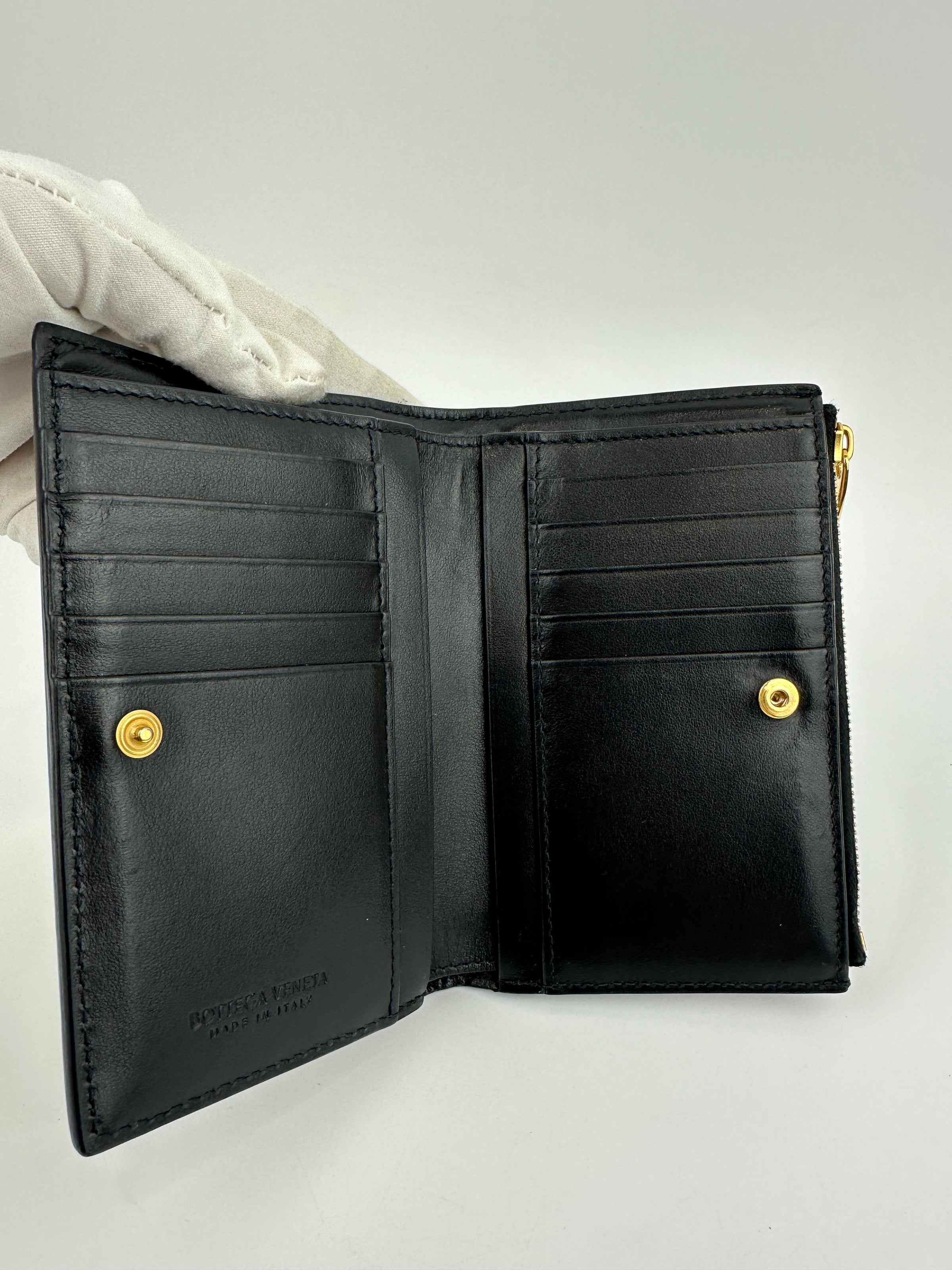 Medium Cassette Bi-Fold Wallet Black