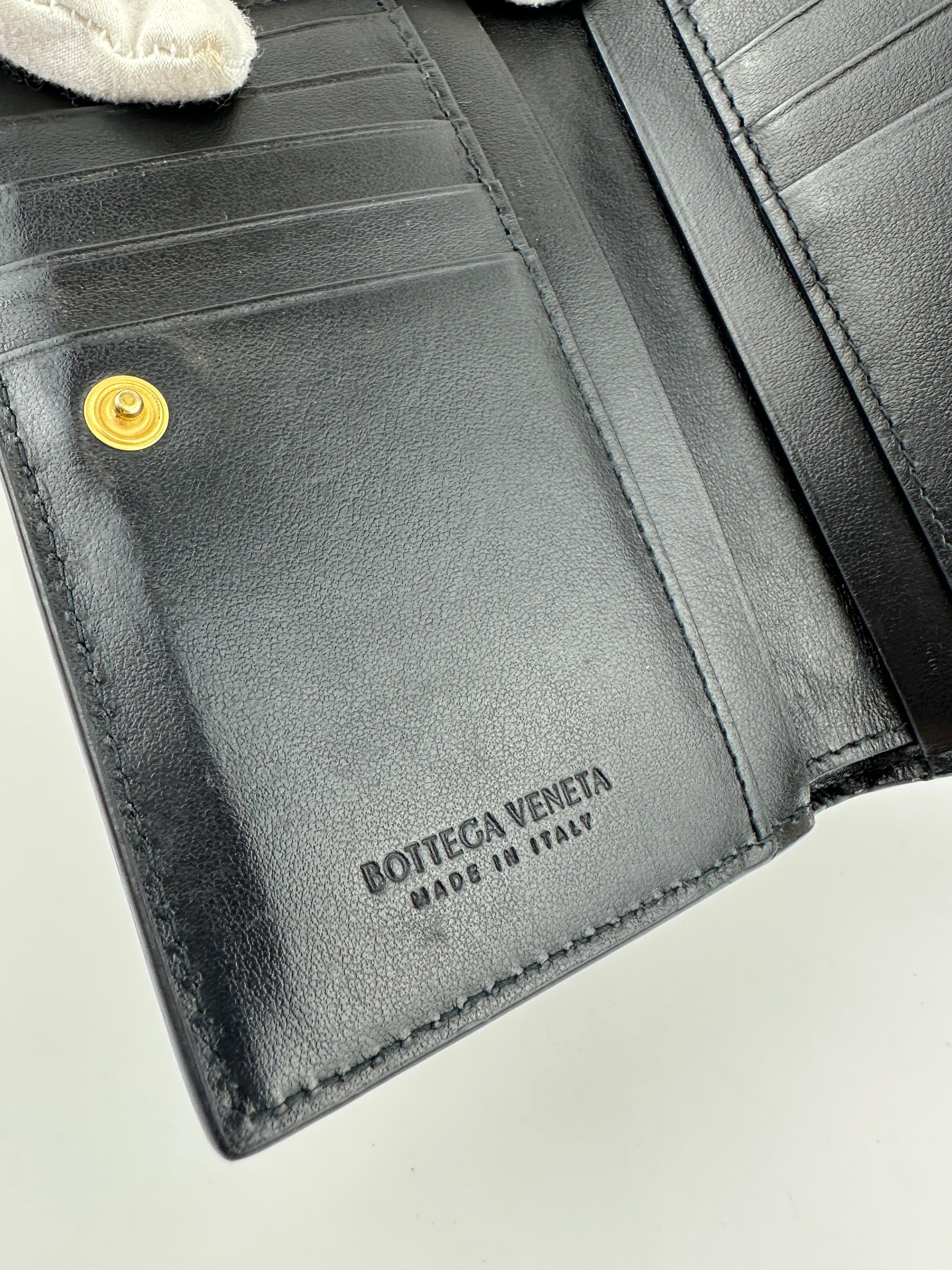 Medium Cassette Bi-Fold Wallet Black