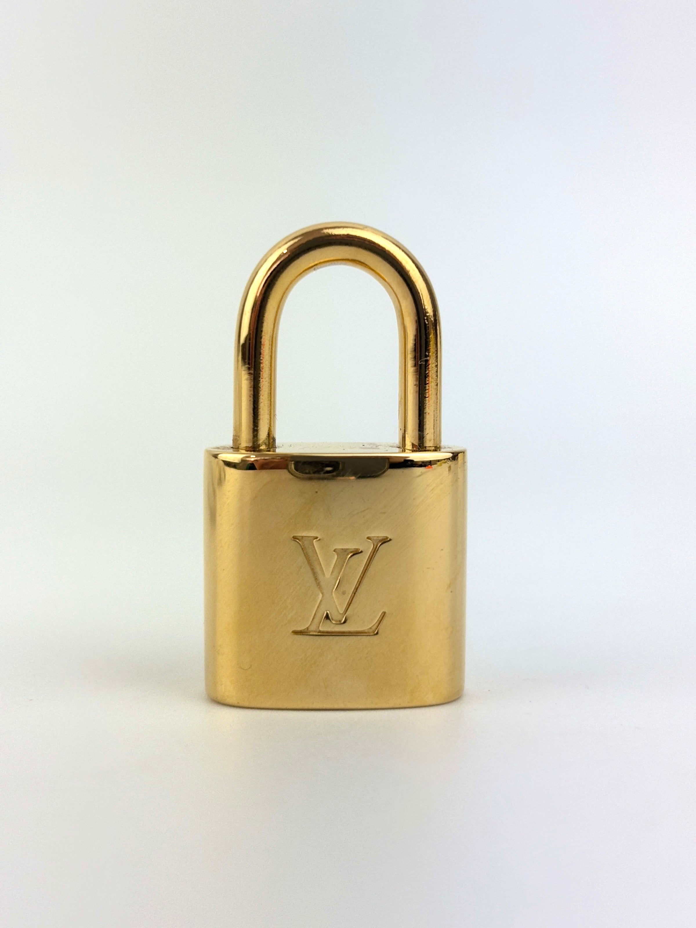 Gold Tone Padlock & Keys #301