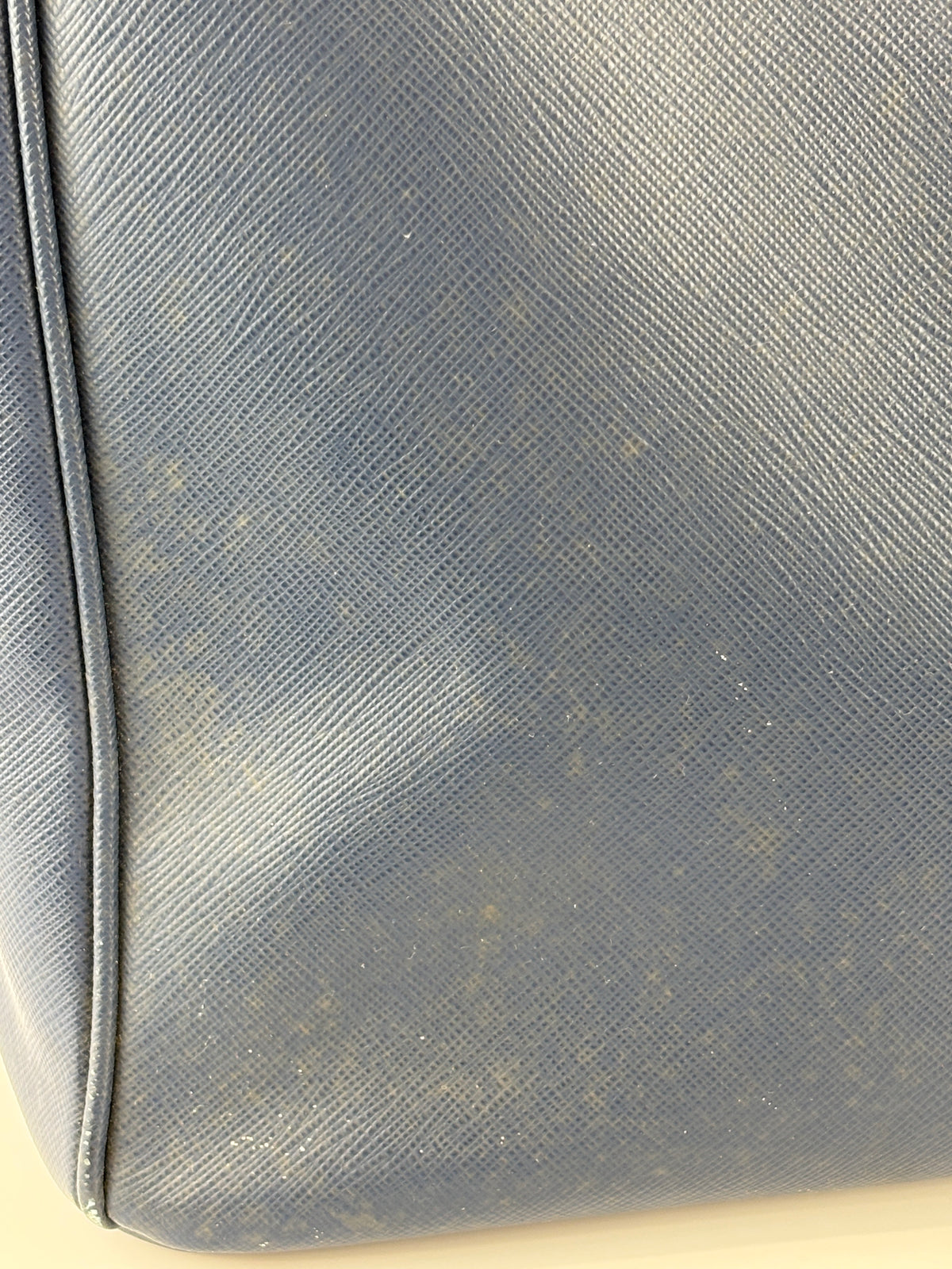 BN1786 Saffiano Lux Tote Large Navy