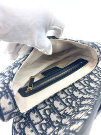 蓝色Oblique印花帆布马鞍包