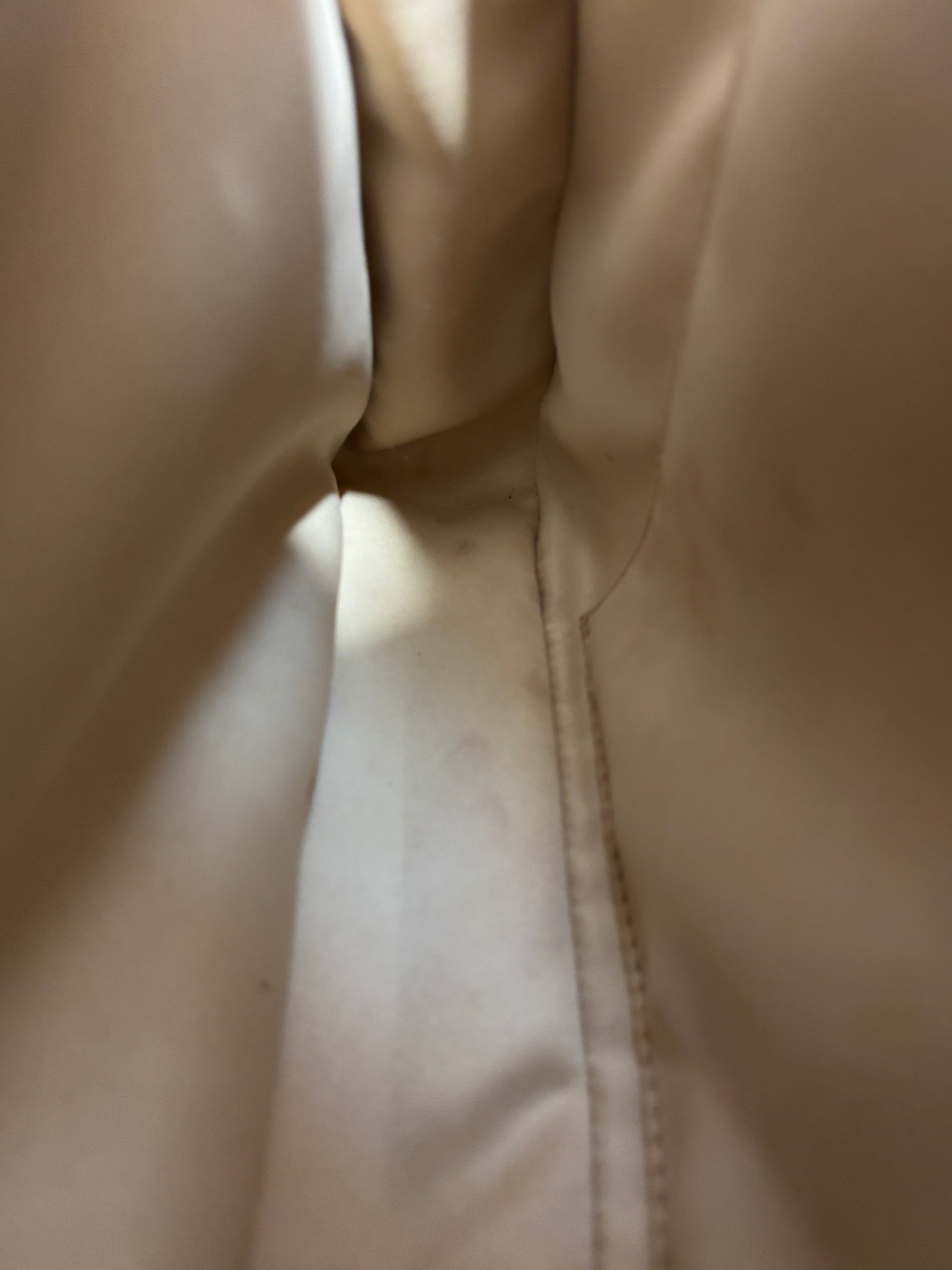 GST Tote in Beige Caviar GHW