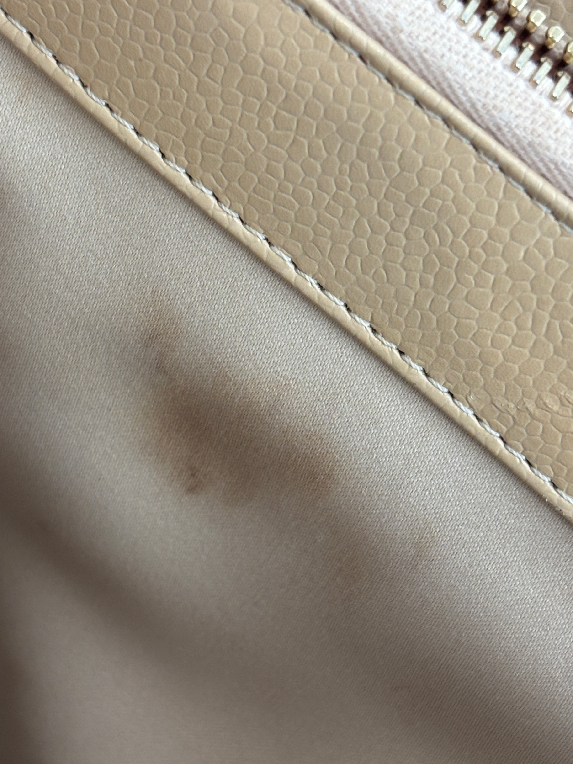 GST Tote in Beige Caviar GHW